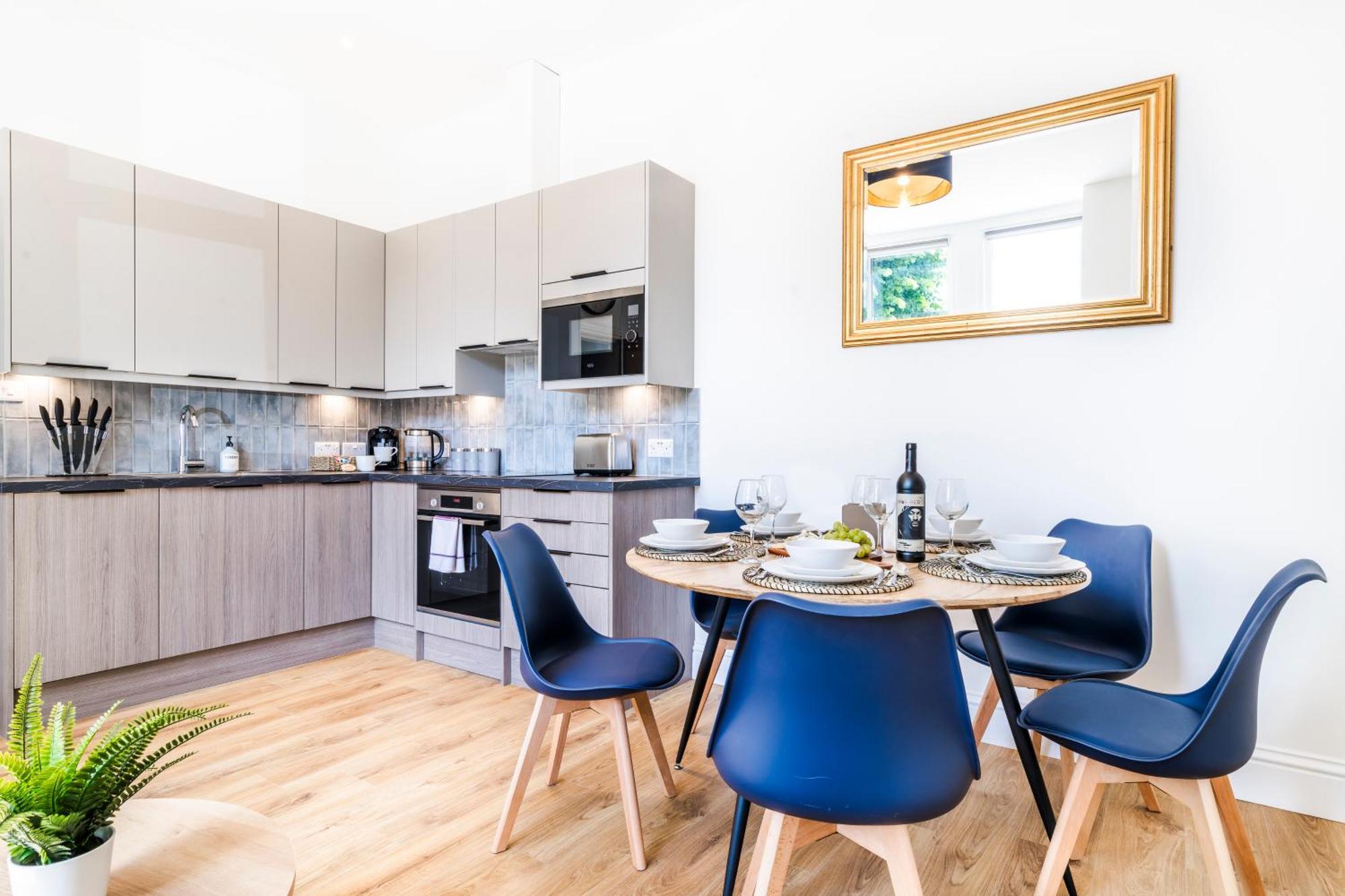 Cozy 2 Bedroom Apartment In Sutton Sutton  Dış mekan fotoğraf